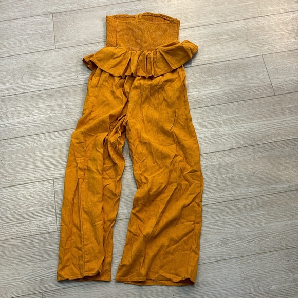 Urban Outfitters San Fernando Smocked Strapless Ruffle Jumpsuit mustard color XS - Picture 5 of 15